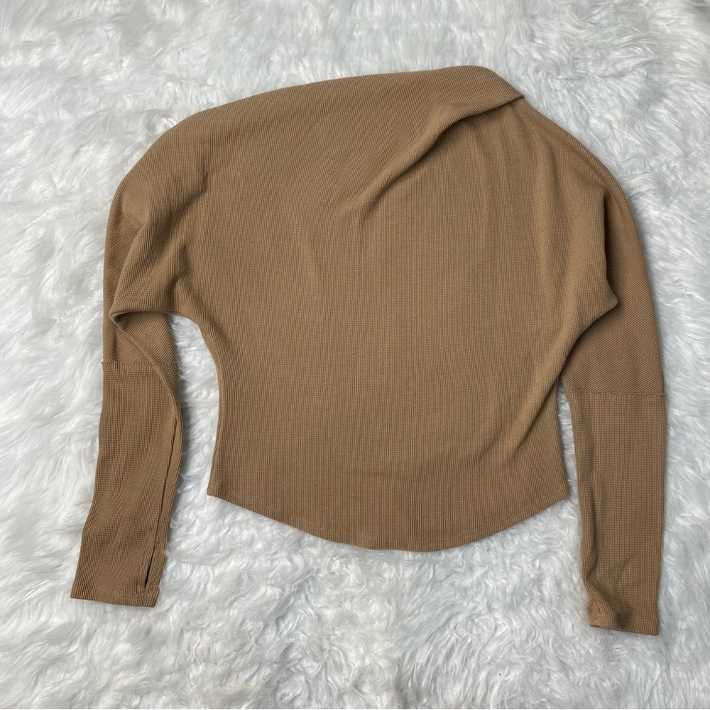 Free People We The Free Size XS Fuji Thermal Long Sleeve Off Shoulder Top Tan - Picture 4 of 10
